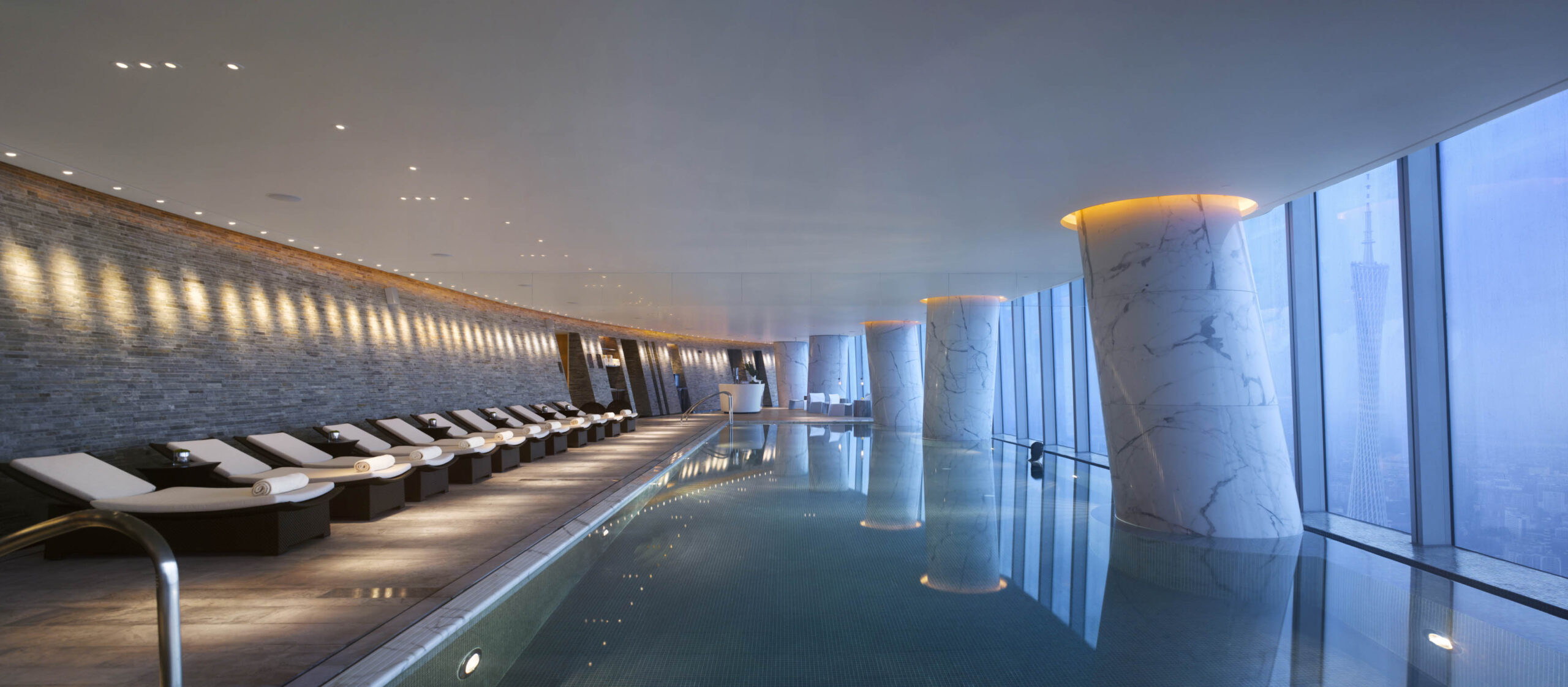 The pool at Guangzhou IFC. Courtesy Wilkinson Eyre Architects. Photo credit Will Pryce.