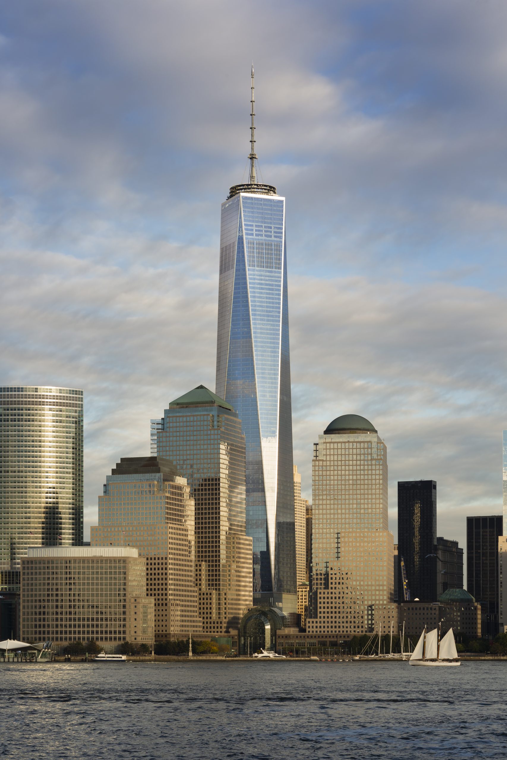 1wtc-fromhudsonriver-somjamesewing-the-skyscraper-museum