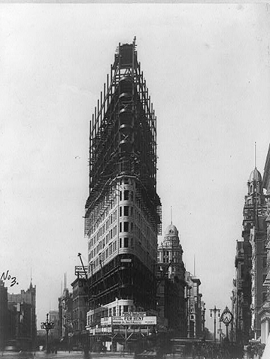 Flatiron Building under construction, 1902. Library of Congress